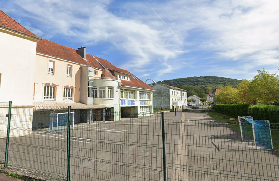 ECOLE PRIMAIRE